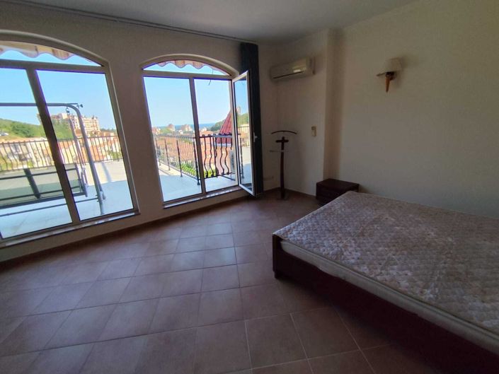 Image No.7-3 Bed Property for sale