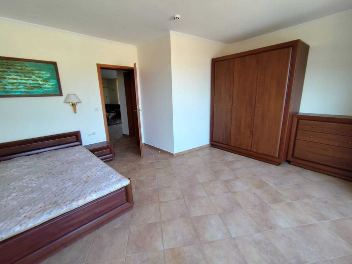 Image No.8-3 Bed Property for sale