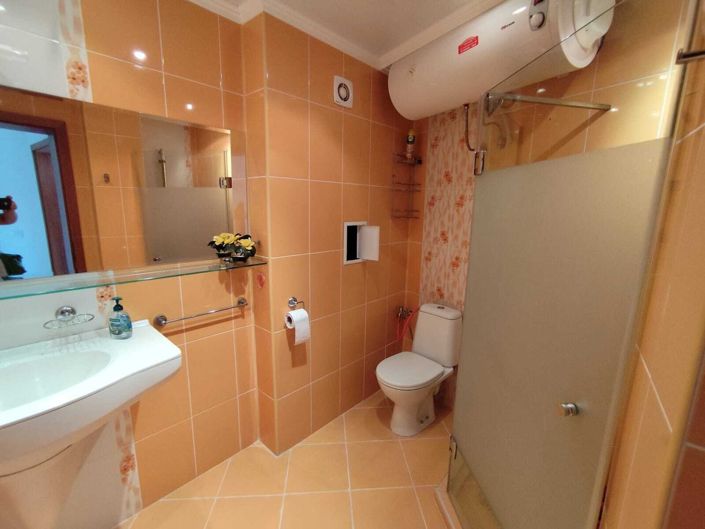 Image No.9-3 Bed Property for sale