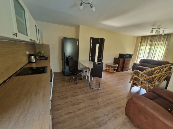 Image No.7-2 Bed Property for sale