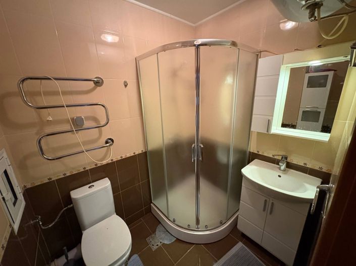 Image No.8-1 Bed Property for sale