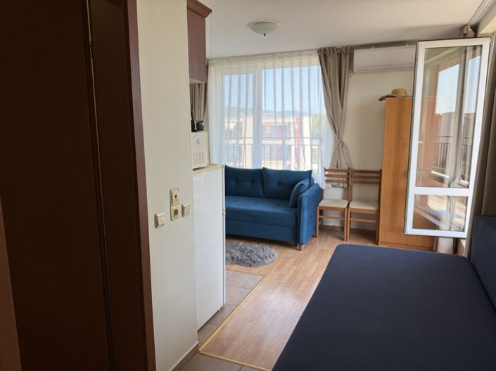 Image No.2-1 Bed Property for sale