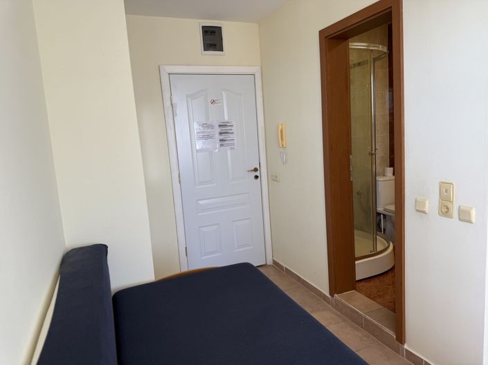 Image No.3-1 Bed Property for sale