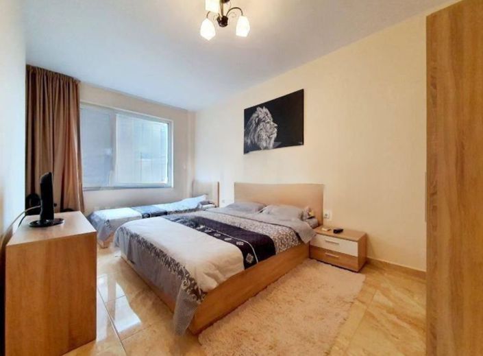 Image No.8-2 Bed Property for sale