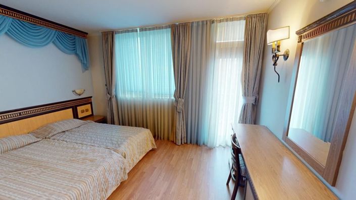 Image No.7-1 Bed Property for sale