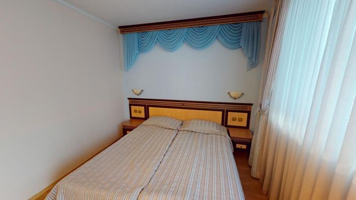 Image No.8-1 Bed Property for sale