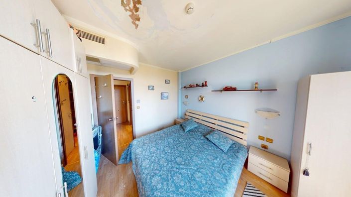 Image No.8-1 Bed Property for sale