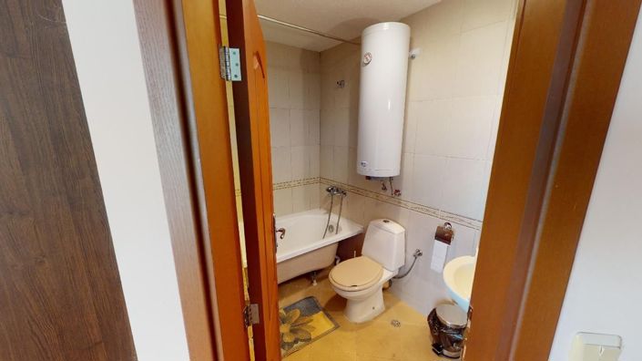 Image No.4-2 Bed Property for sale