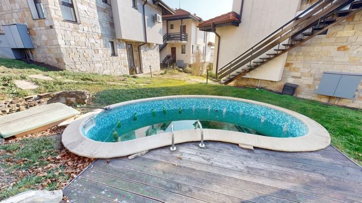 Image No.7-3 Bed Property for sale