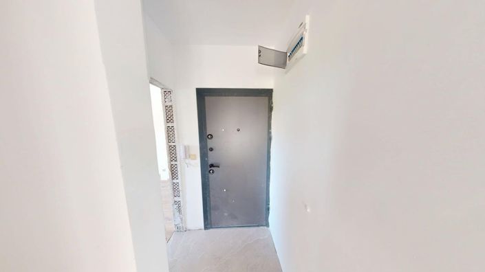 Image No.9-1 Bed Property for sale