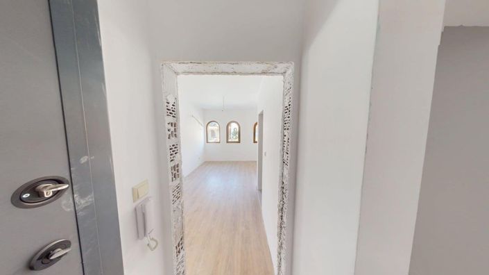 Image No.9-1 Bed Property for sale