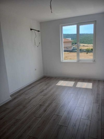 Image No.6-4 Bed Property for sale