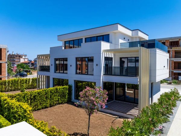 Image No.2-Propriété de 3 chambres à vendre à Chernomorets