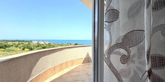 Image No.4-Propriété de 3 chambres à vendre à Chernomorets