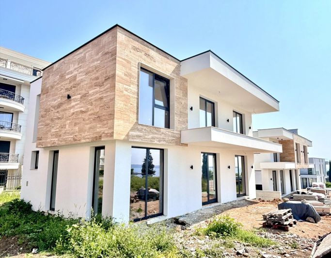 Image No.6-Propriété de 3 chambres à vendre à Chernomorets