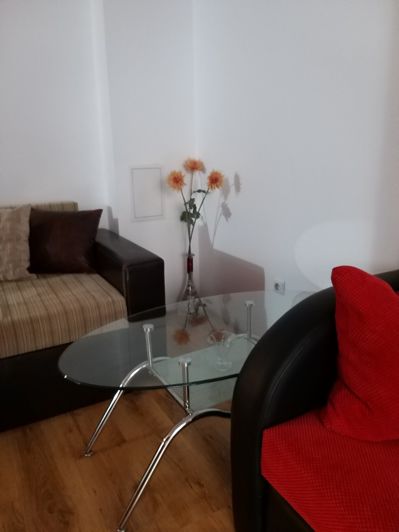 Image No.7-1 Bed Property for sale