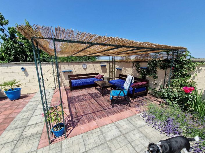 Image No.3-6 Bed Property for sale