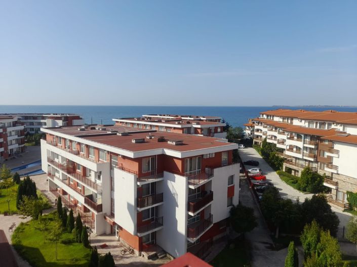 Image No.5-3 Bed Property for sale