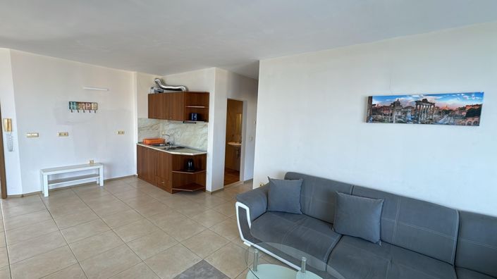 Image No.4-2 Bed Property for sale