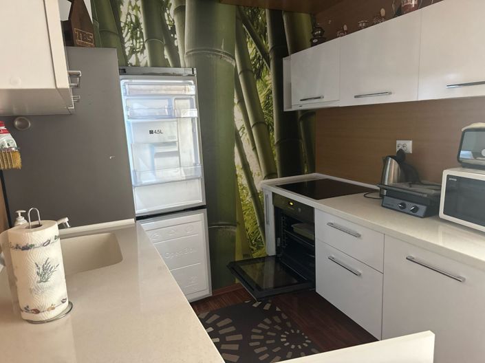 Image No.7-3 Bed Property for sale