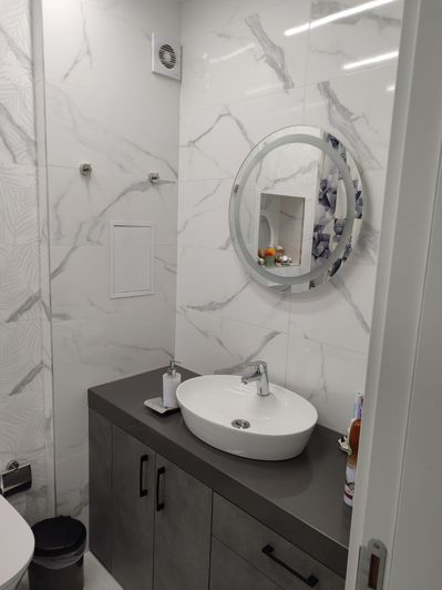 Image No.8-2 Bed Property for sale