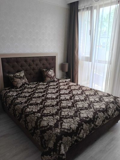 Image No.10-2 Bed Property for sale