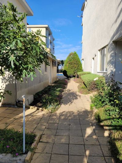 Image No.3-2 Bed Property for sale