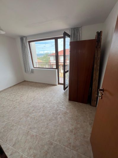 Image No.5-3 Bed Property for sale