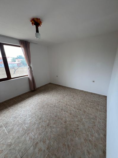 Image No.7-3 Bed Property for sale