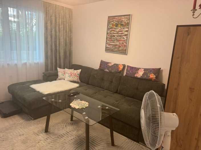 Image No.9-2 Bed Property for sale