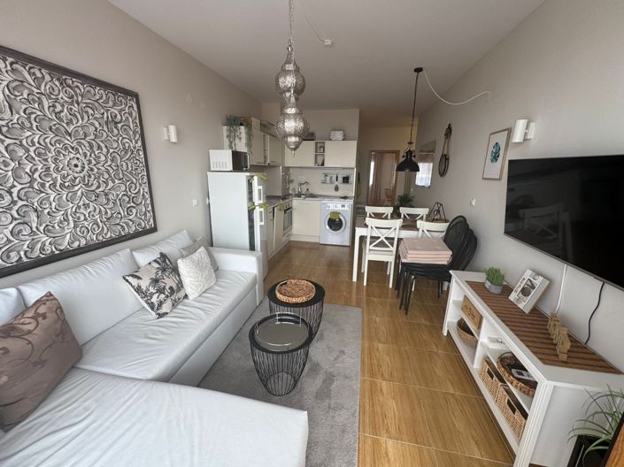 Image No.3-2 Bed Property for sale