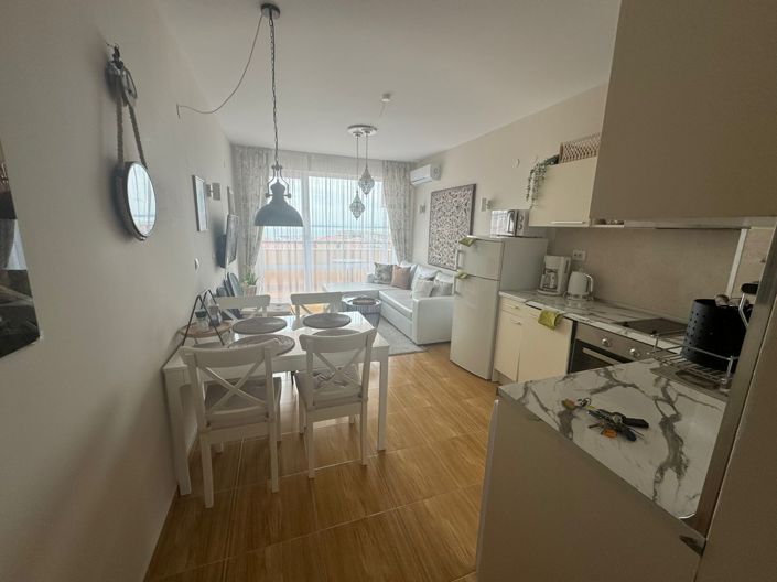 Image No.8-2 Bed Property for sale