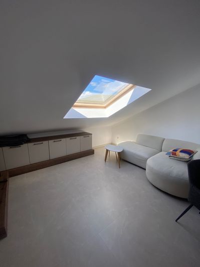 Image No.8-1 Bed Property for sale