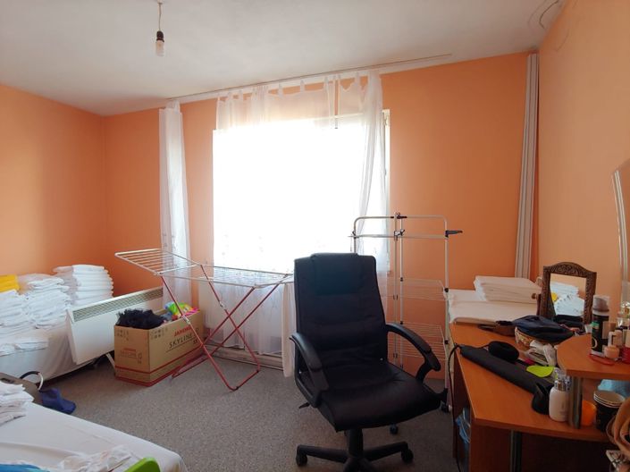 Image No.7-5 Bed Property for sale