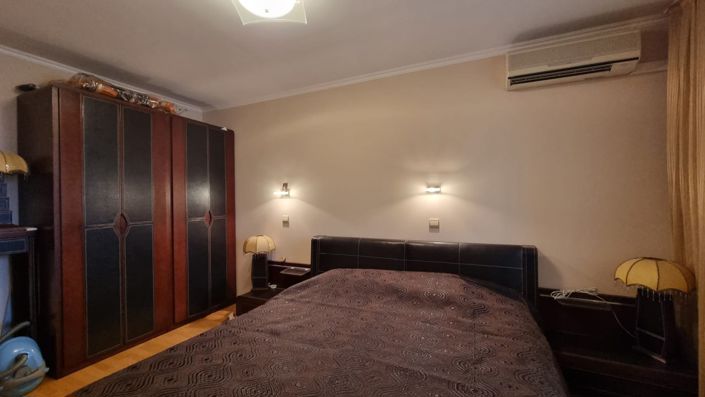 Image No.5-1 Bed Property for sale