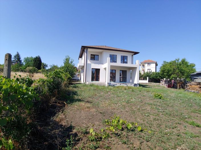 Image No.2-3 Bed Property for sale