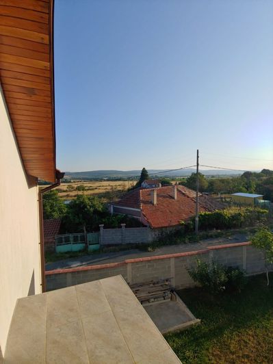 Image No.5-3 Bed Property for sale