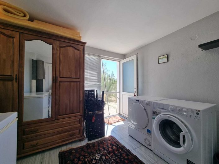 Image No.6-3 Bed Property for sale