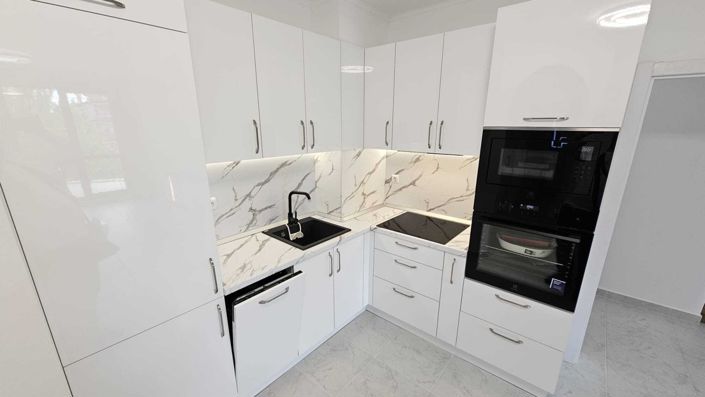 Image No.3-2 Bed Property for sale