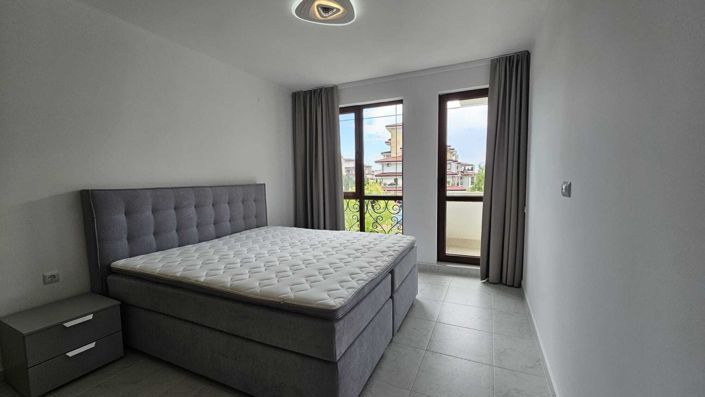 Image No.7-2 Bed Property for sale