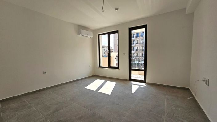 Image No.4-1 Bed Property for sale