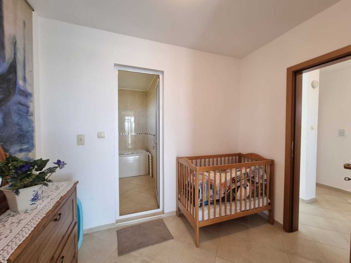 Image No.7-3 Bed Property for sale