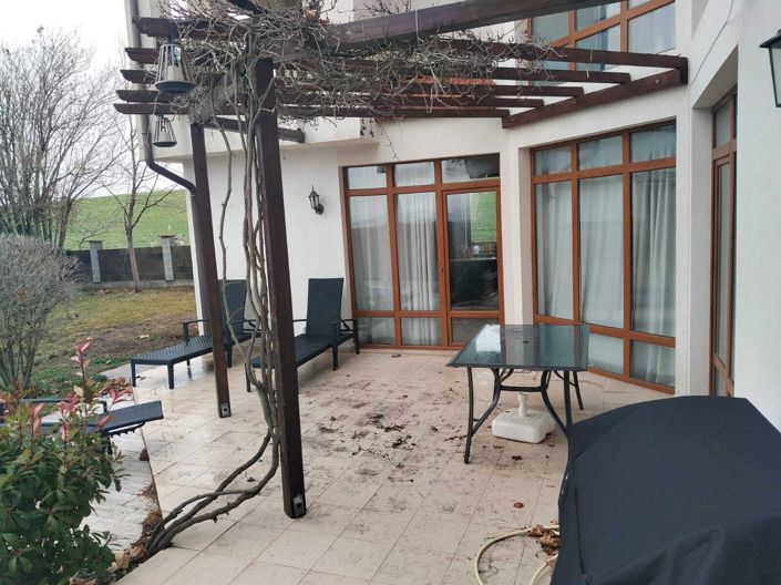 Image No.6-3 Bed Property for sale