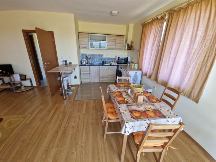 Image No.6-2 Bed Property for sale