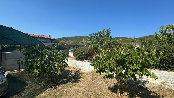 Image No.3-3 Bed Property for sale