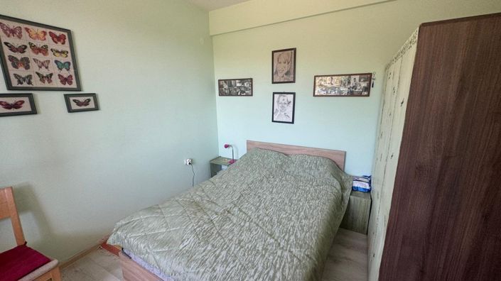 Image No.8-3 Bed Property for sale