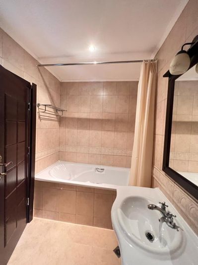 Image No.9-3 Bed Property for sale