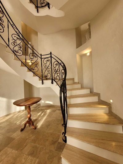 Image No.6-4 Bed Property for sale