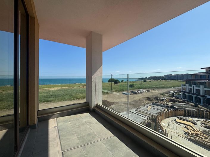 Image No.8-2 Bed Property for sale