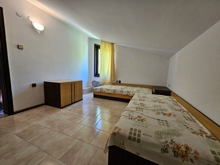 Image No.7-3 Bed Property for sale